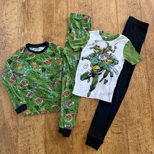 2 Ninja Turtles Pajama Sets Size 8, 4 pieces Boys Pajamas Ninja Nickelodeon